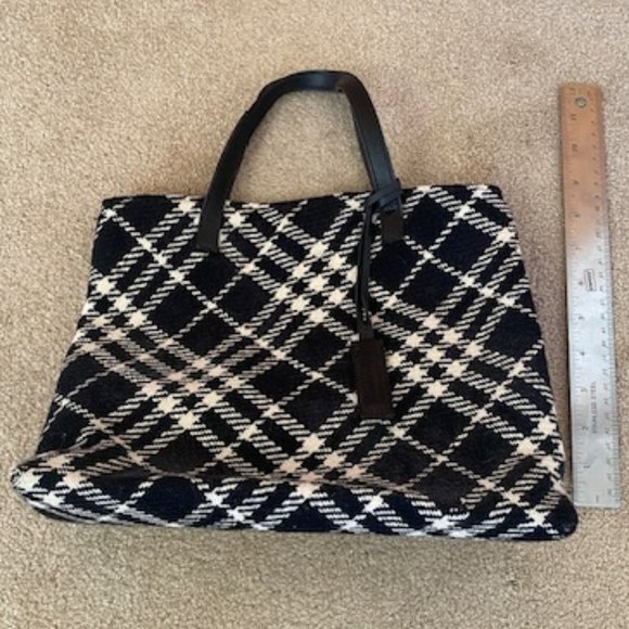 *Like New* Burberry London Wool Plaid Check Tote (Black and White) - Picture 5 of 5